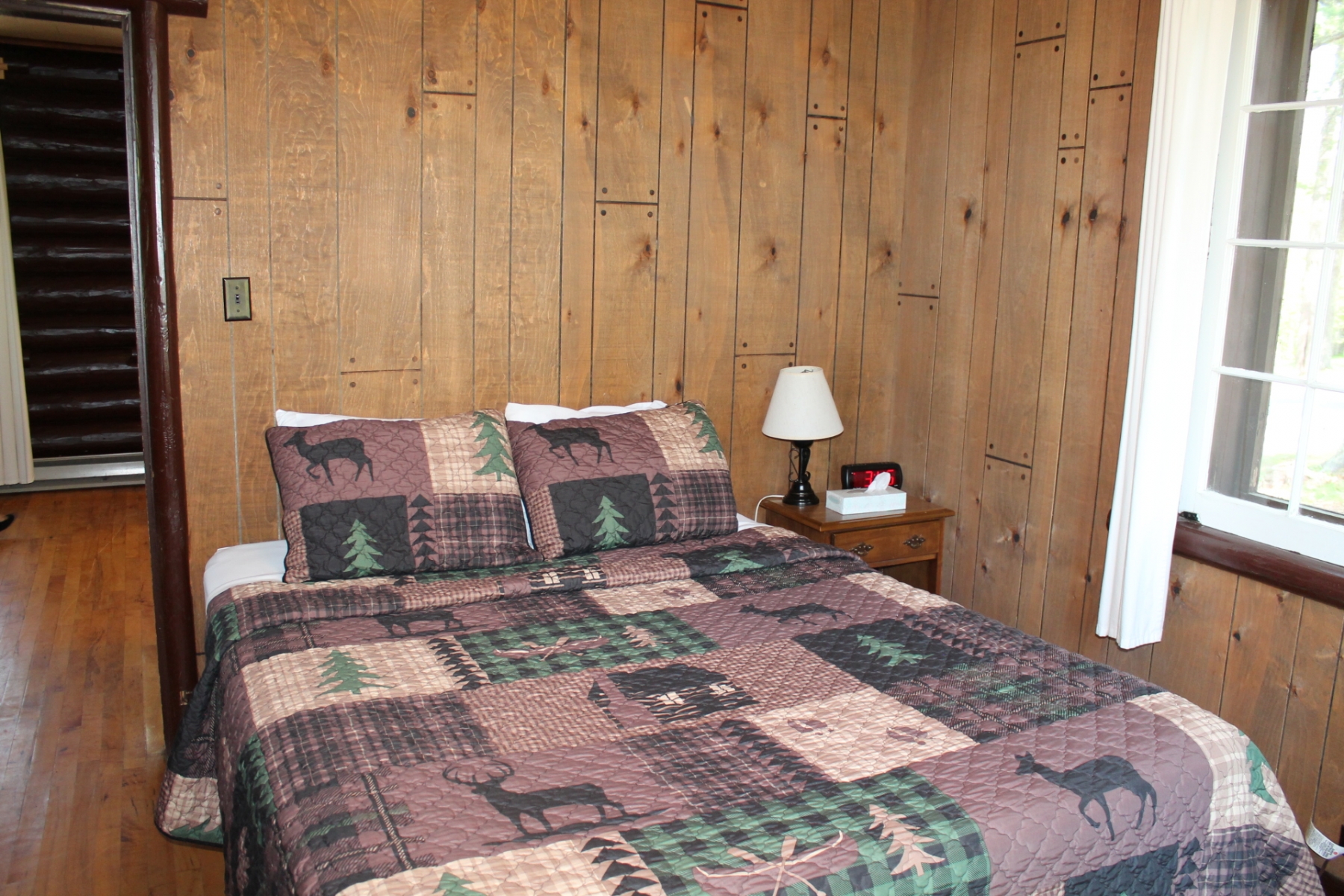 Cabin-2-Bedroom
