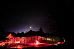KML-Lights-Out-Red-Light-GuibertC-20231213-4D2A2499-web