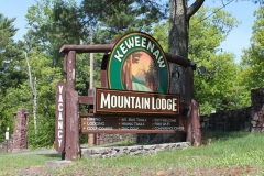 KML-Lodge-Front-Entrance-Sign